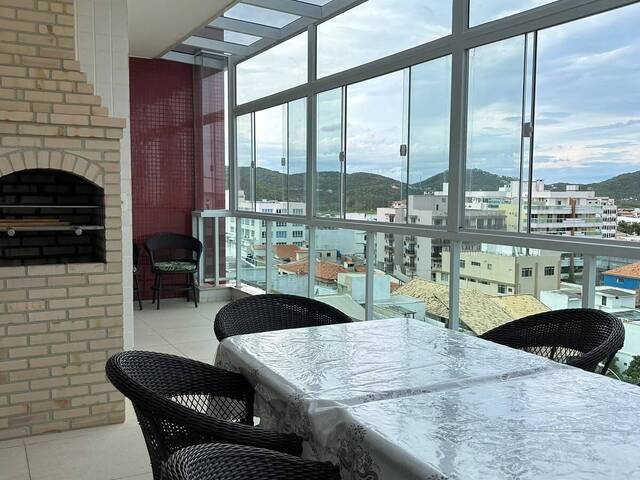 #4135 - Apartamento para Venda em Cabo Frio - RJ