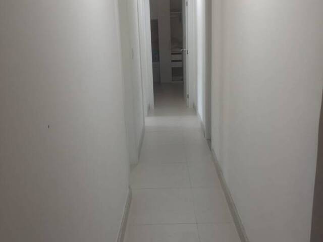 Apartamento para Venda em Cabo Frio - 4
