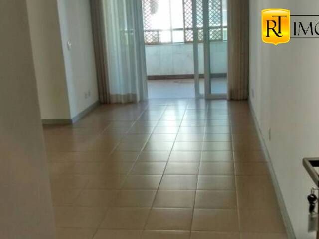 #2527 - Apartamento para Venda em Cabo Frio - RJ