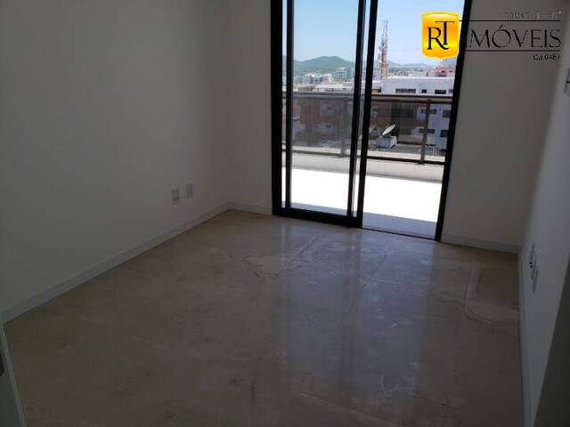 Cobertura para Venda em Cabo Frio - 4