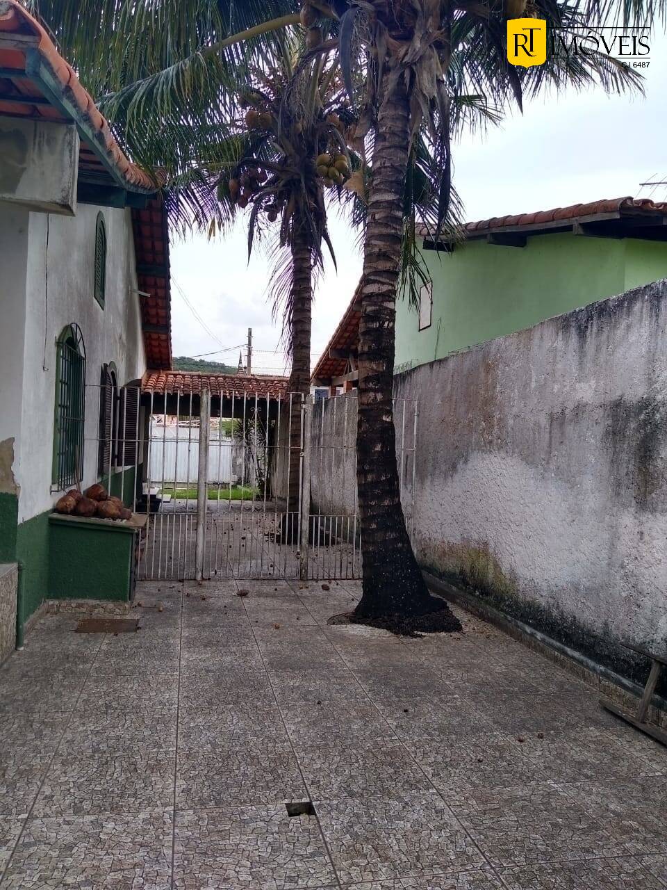 Casa à venda com 3 quartos, 200m² - Foto 2