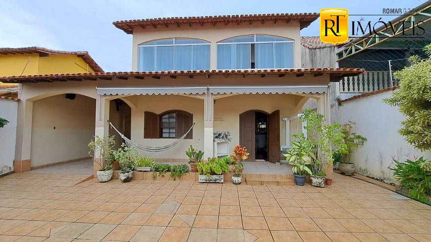 Casa à venda com 4 quartos, 342m² - Foto 1
