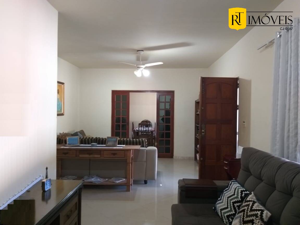 Casa à venda com 3 quartos, 190m² - Foto 8