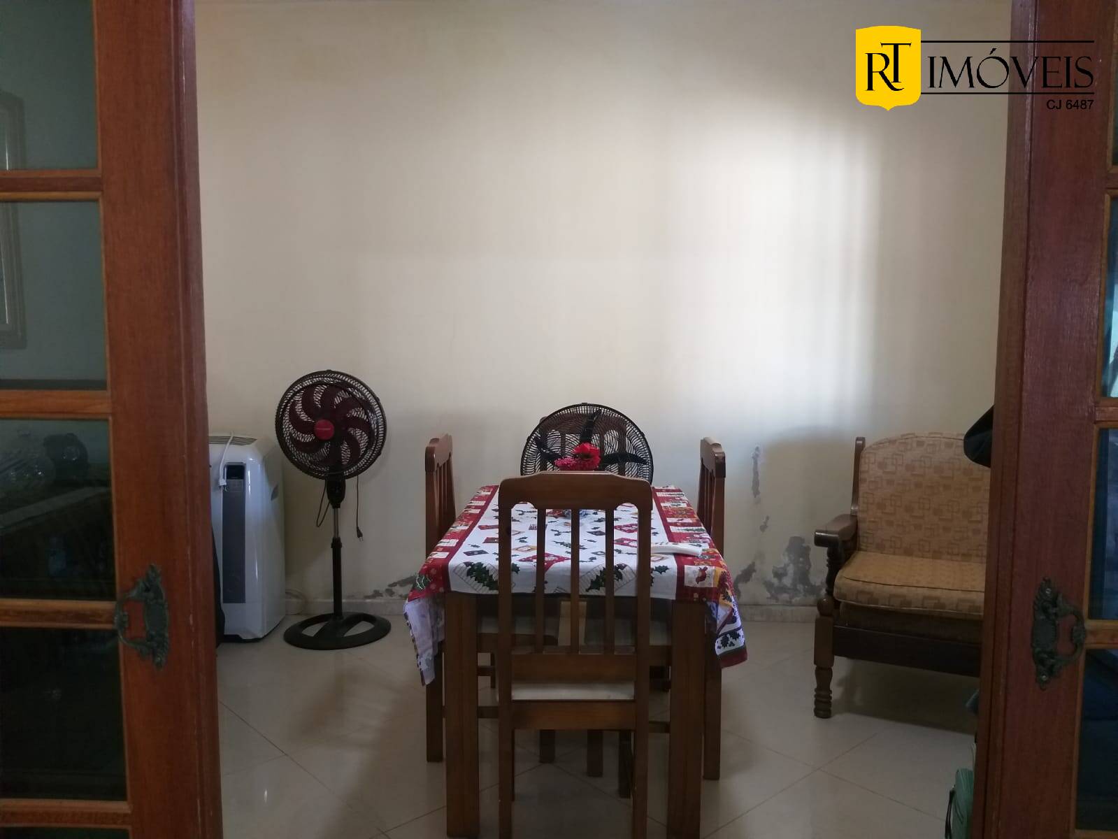 Casa à venda com 3 quartos, 190m² - Foto 11