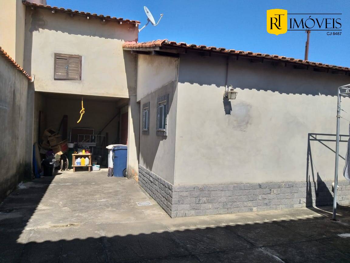 Casa à venda com 3 quartos, 190m² - Foto 18