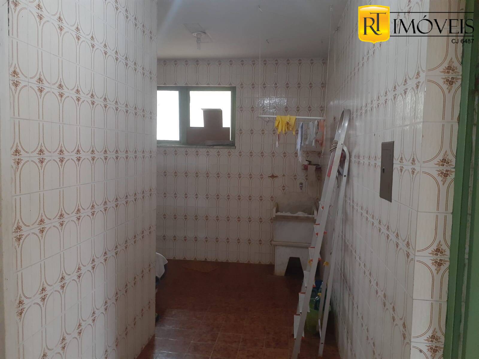 Casa à venda e aluguel com 4 quartos, 263m² - Foto 10