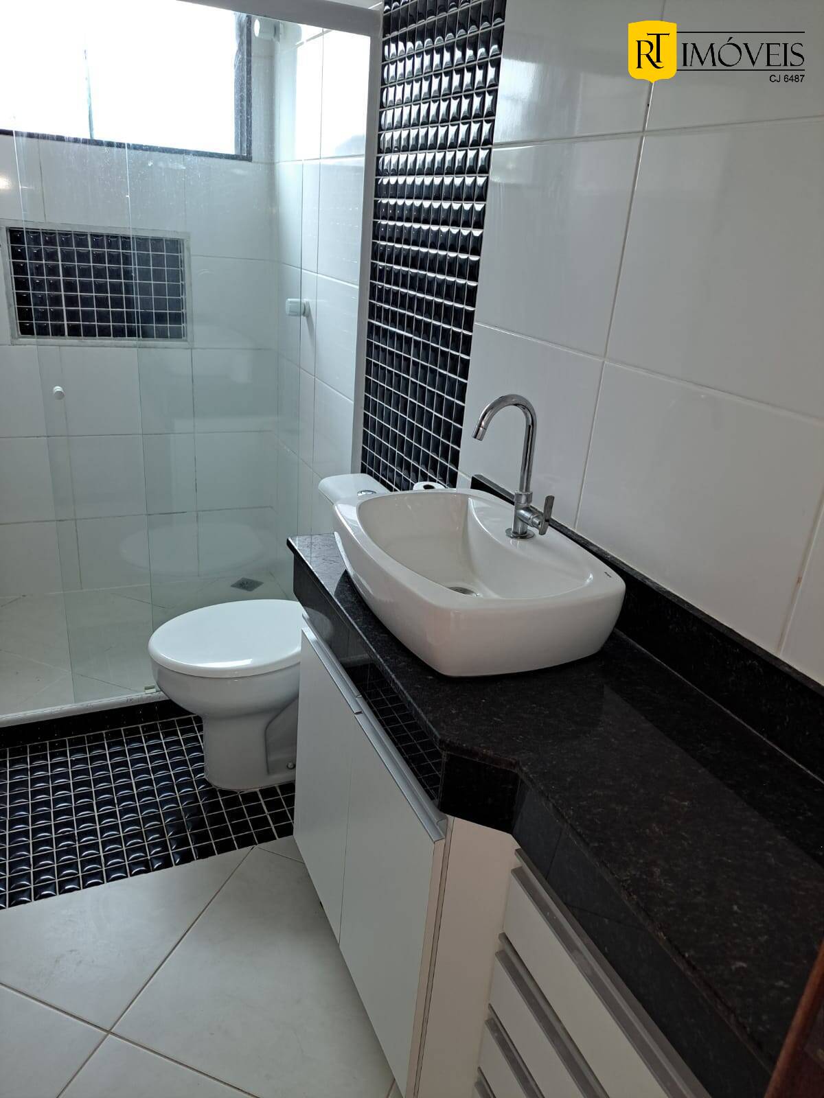 Apartamento para alugar com 2 quartos, 80m² - Foto 15