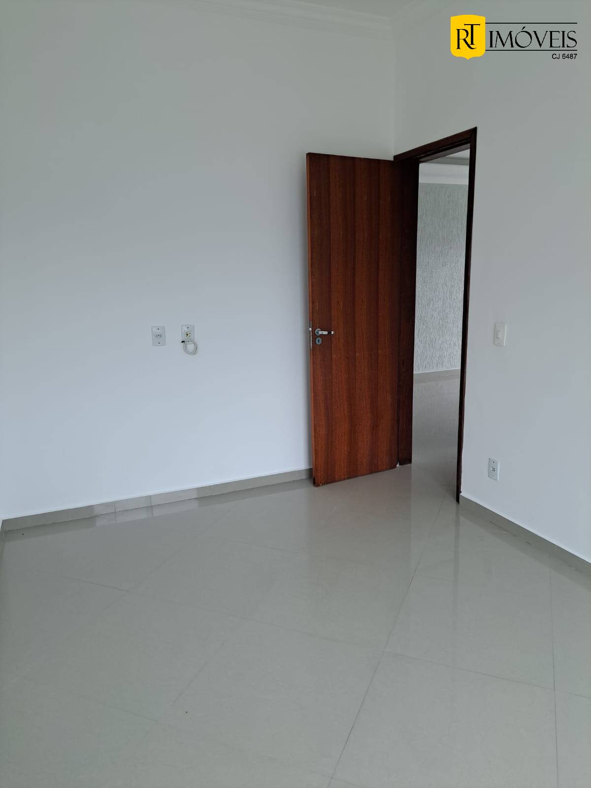Apartamento para alugar com 2 quartos, 80m² - Foto 18