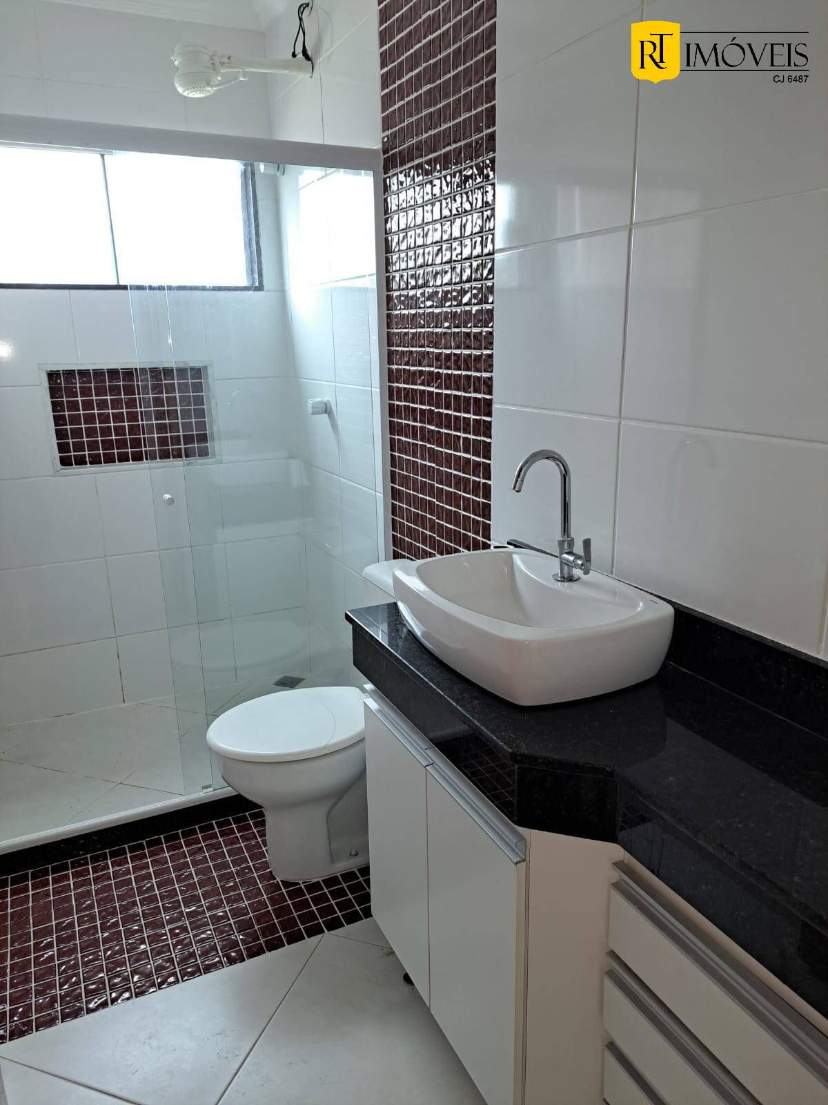 Apartamento para alugar com 2 quartos, 80m² - Foto 23
