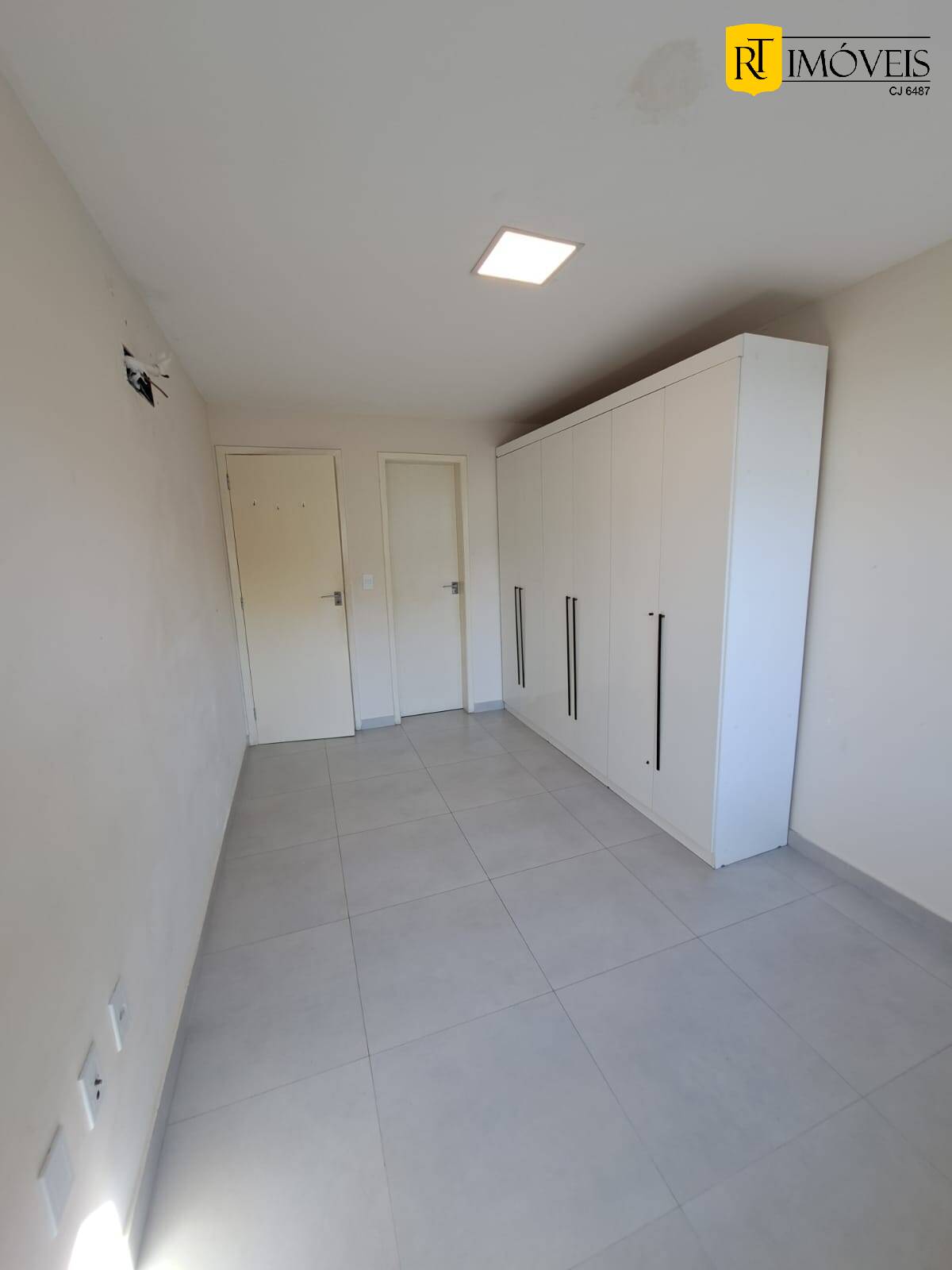 Apartamento para alugar com 2 quartos, 70m² - Foto 10