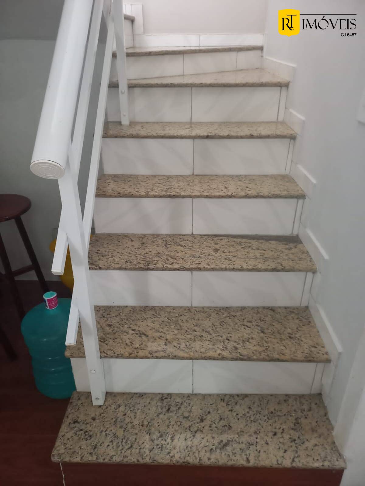 Casa à venda com 2 quartos, 93m² - Foto 10