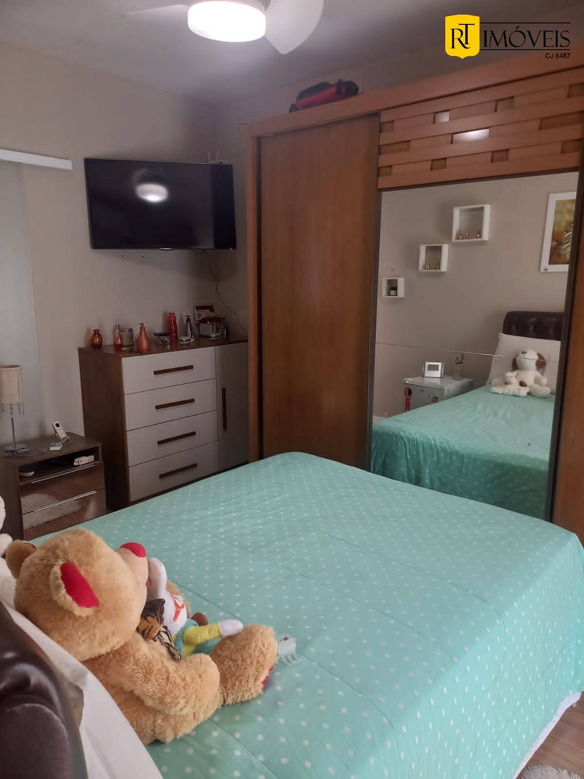 Casa à venda com 2 quartos, 93m² - Foto 18