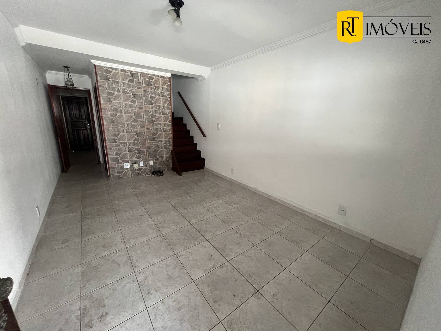 Casa de Condomínio à venda com 2 quartos, 65m² - Foto 15