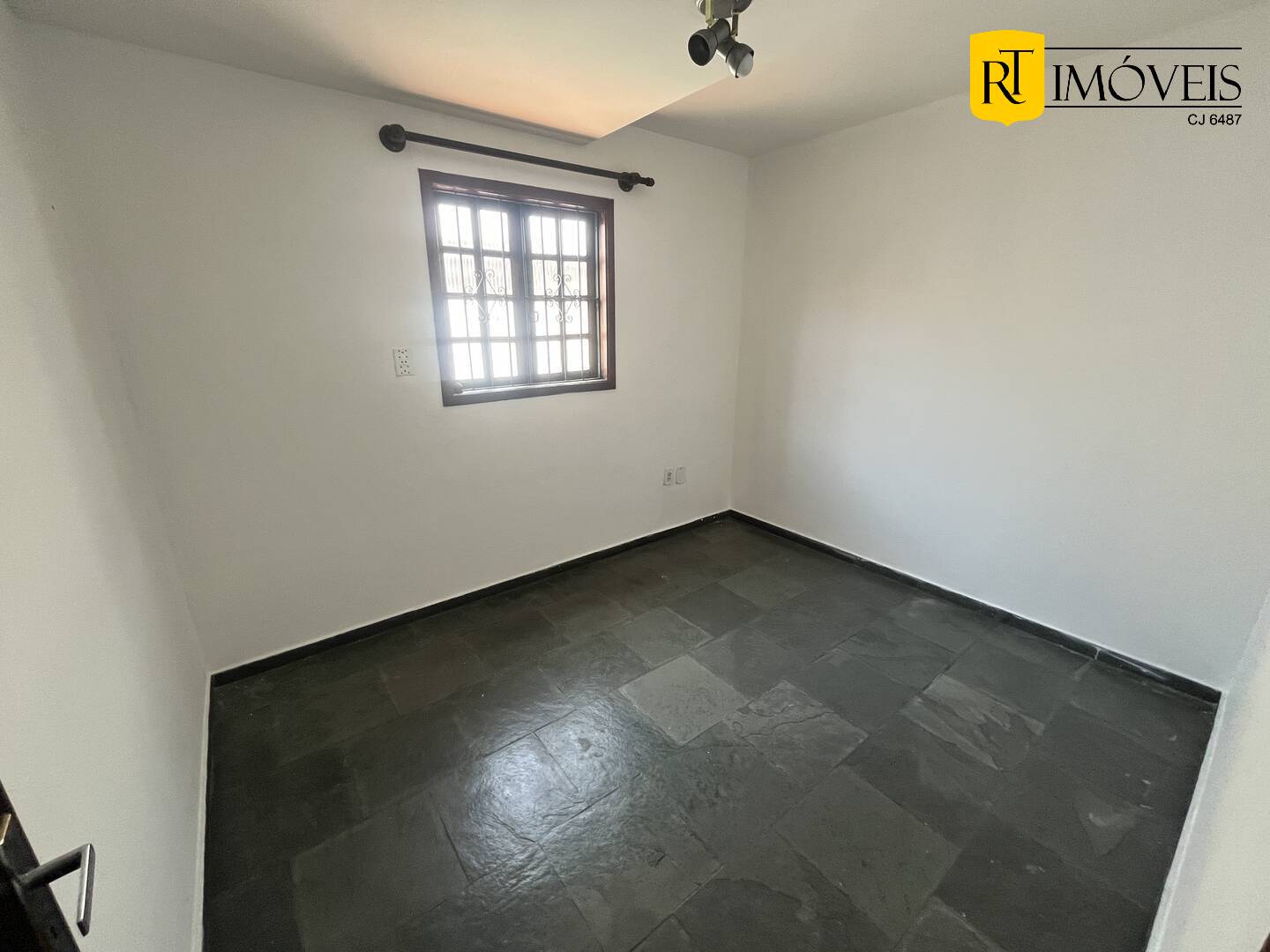 Casa de Condomínio à venda com 2 quartos, 65m² - Foto 16