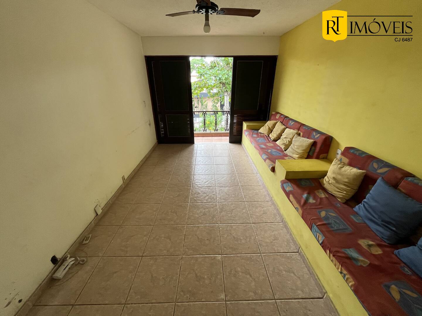 Apartamento à venda com 1 quarto, 50m² - Foto 3