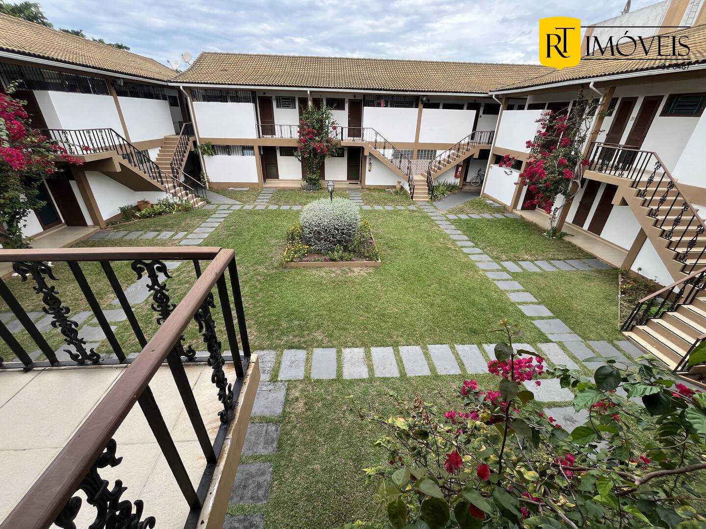 Apartamento à venda com 1 quarto, 50m² - Foto 1