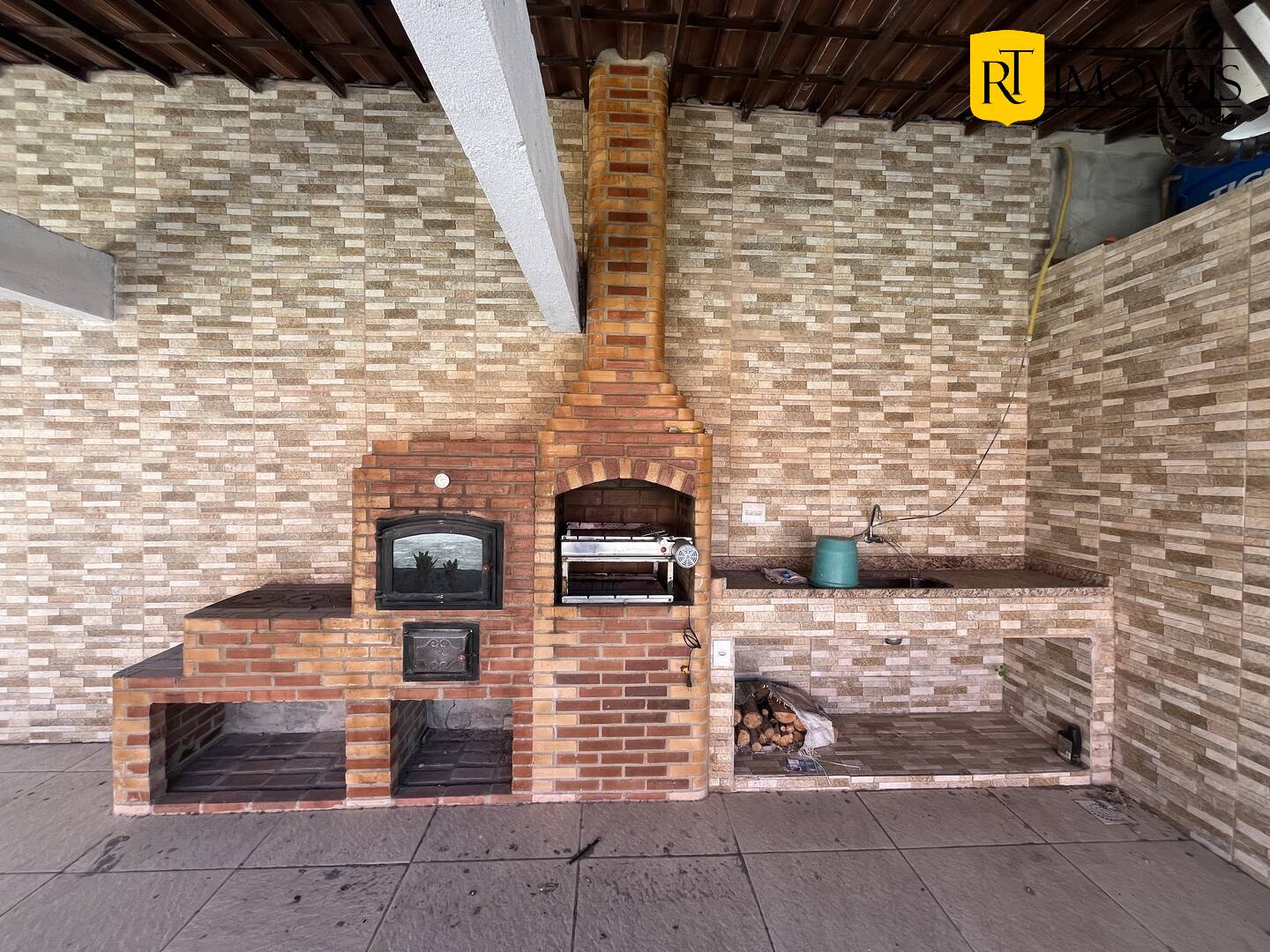 Casa, 1 quarto, 300 m² - Foto 2