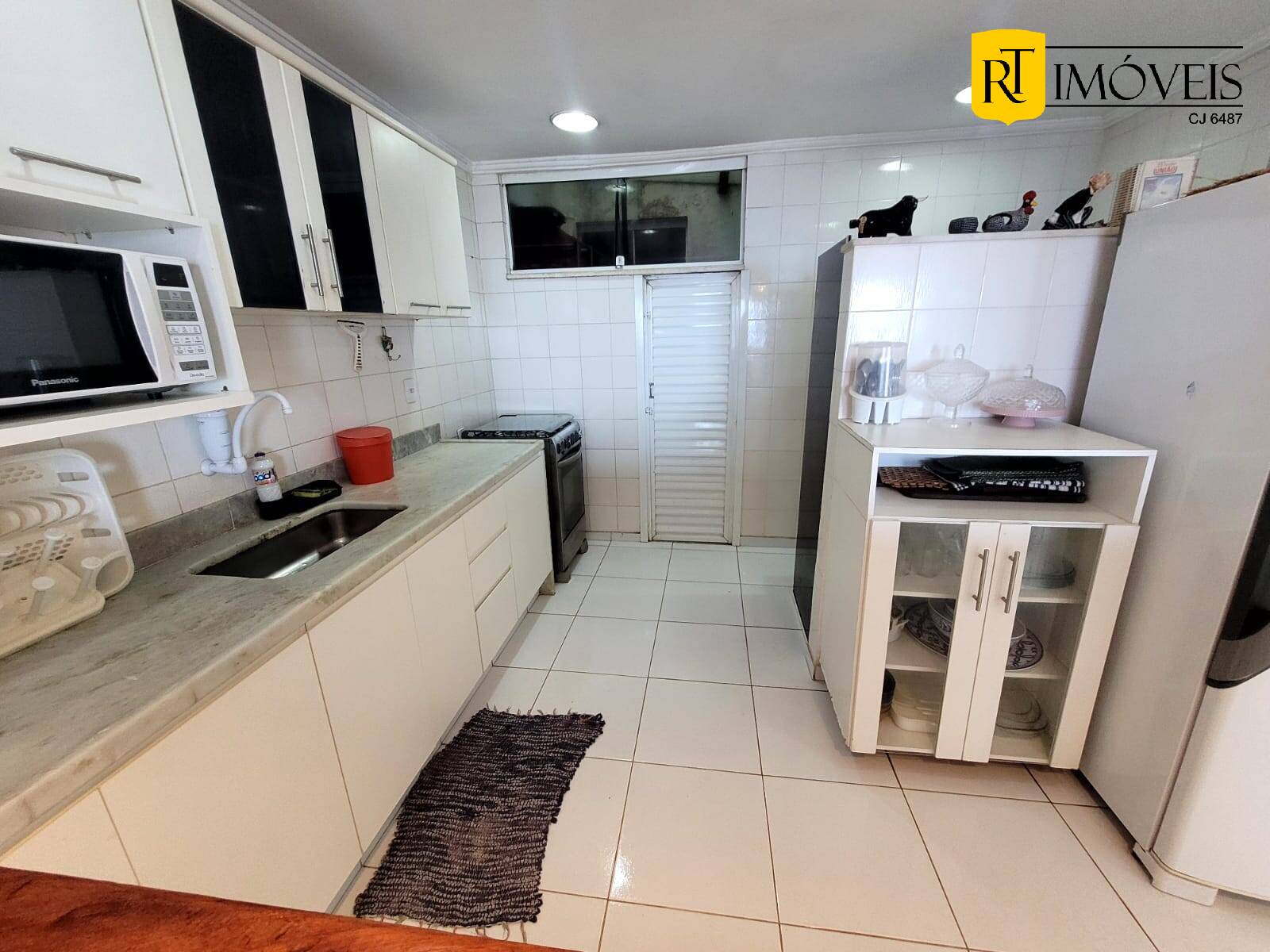 Casa à venda com 3 quartos, 80m² - Foto 11