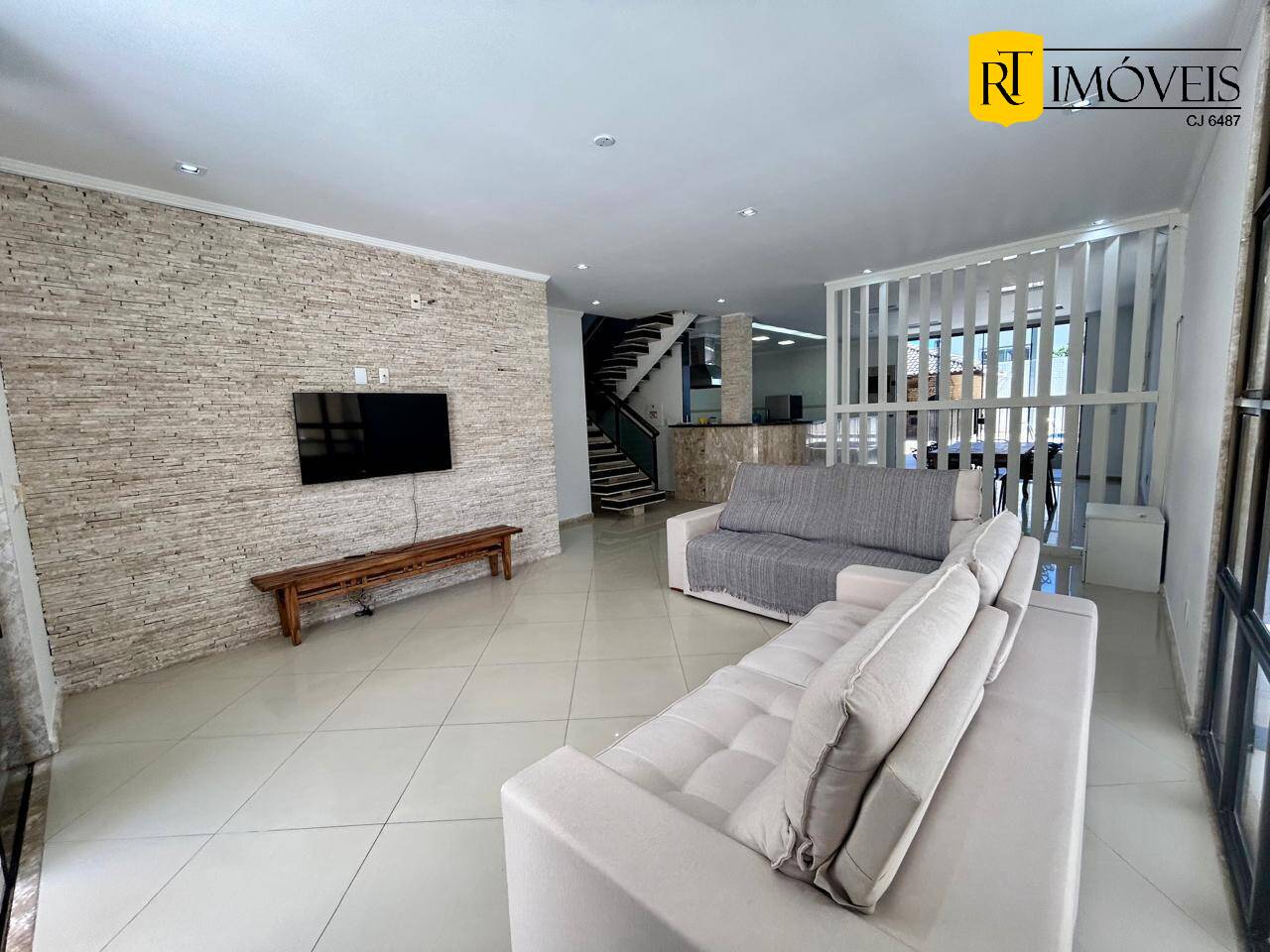 Casa para alugar com 5 quartos, 500m² - Foto 4
