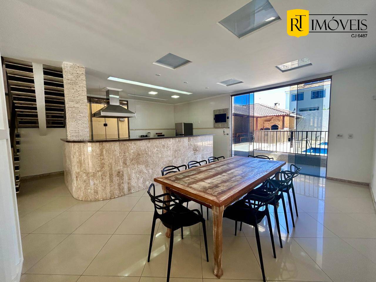 Casa para alugar com 5 quartos, 500m² - Foto 7