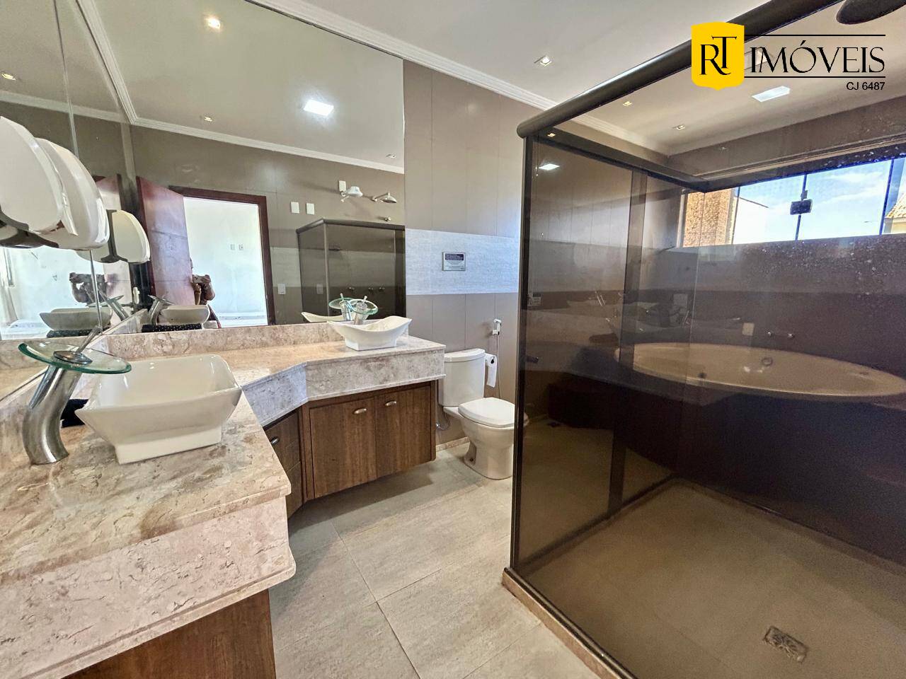 Casa para alugar com 5 quartos, 500m² - Foto 20