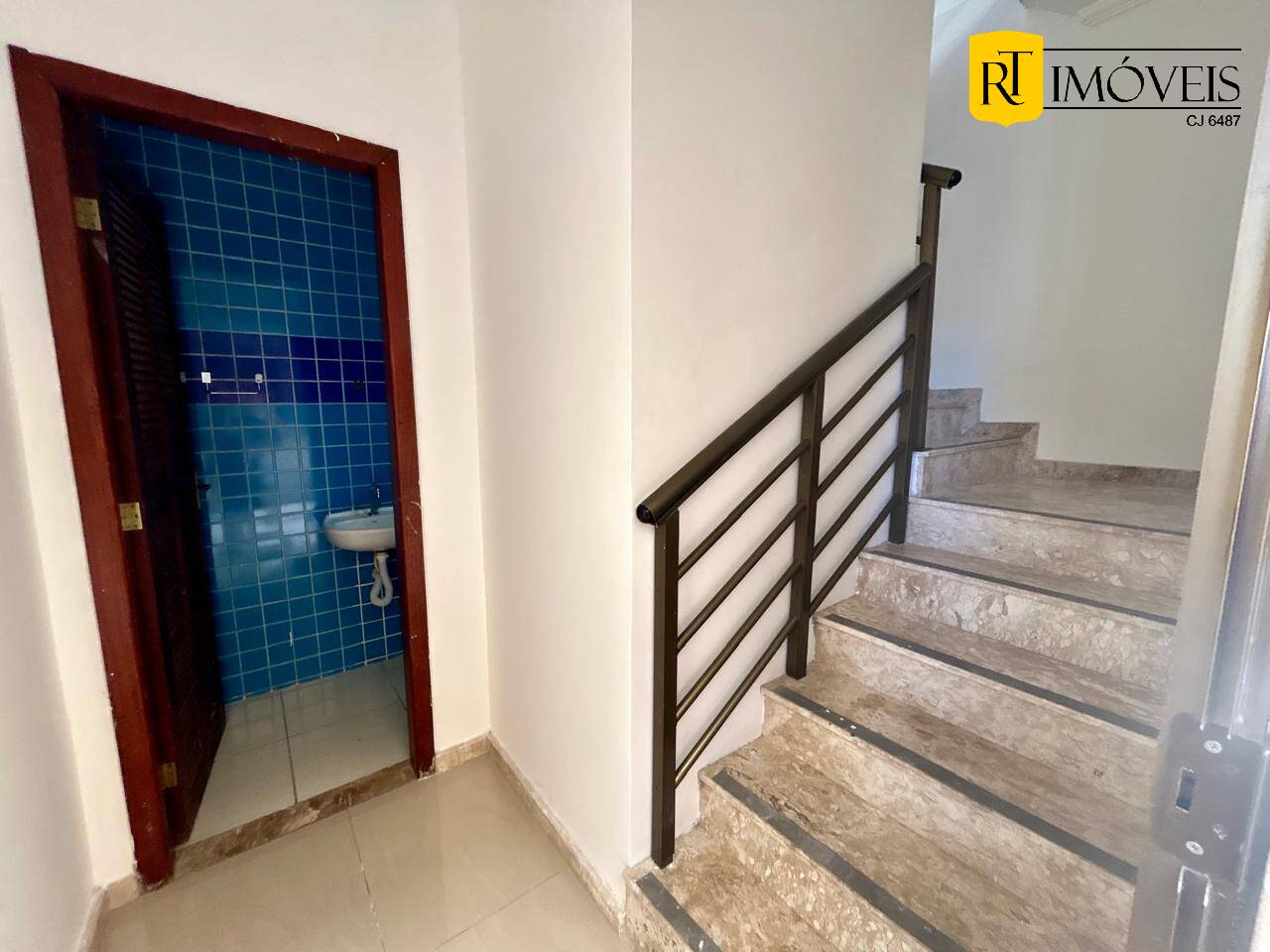 Casa para alugar com 5 quartos, 500m² - Foto 42