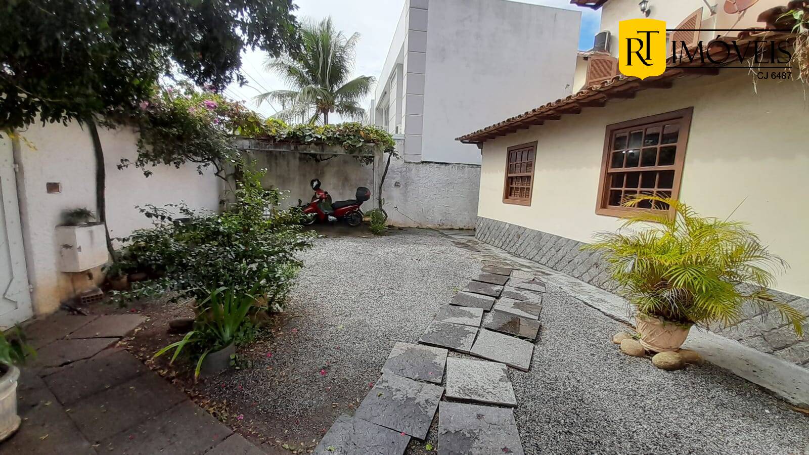 Casa, 4 quartos, 136 m² - Foto 2