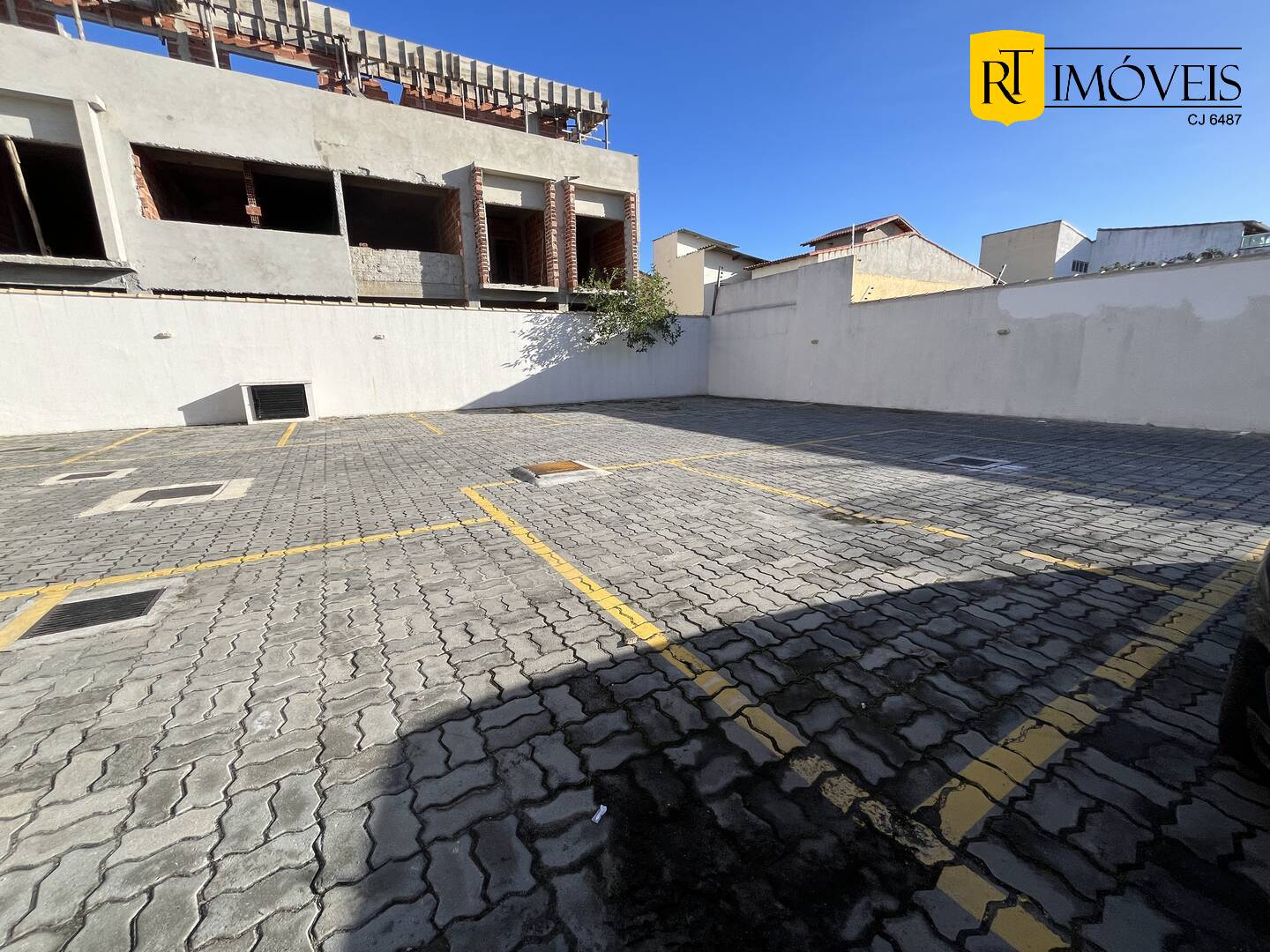Apartamento para alugar com 2 quartos, 70m² - Foto 16