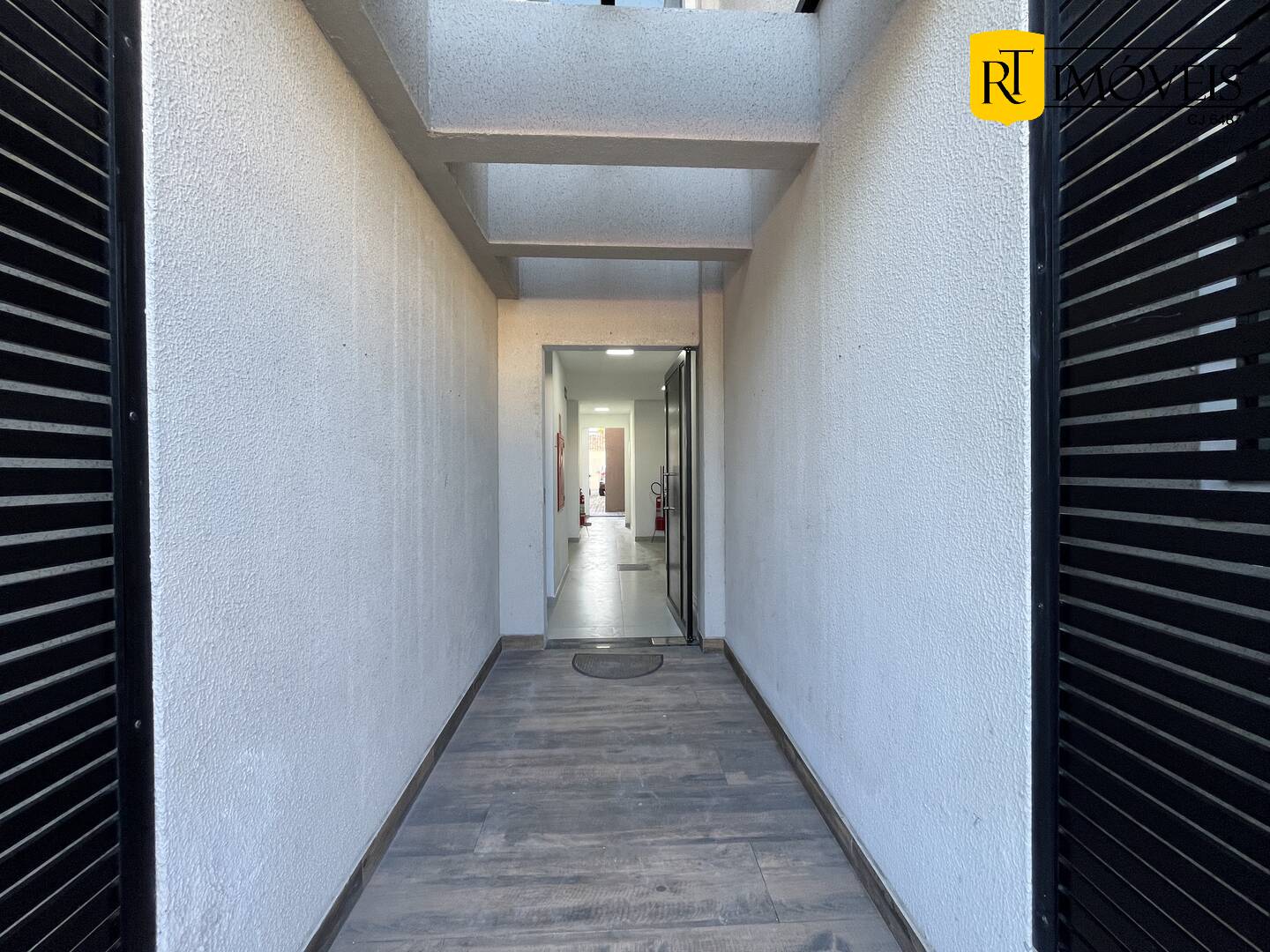 Apartamento para alugar com 2 quartos, 70m² - Foto 7