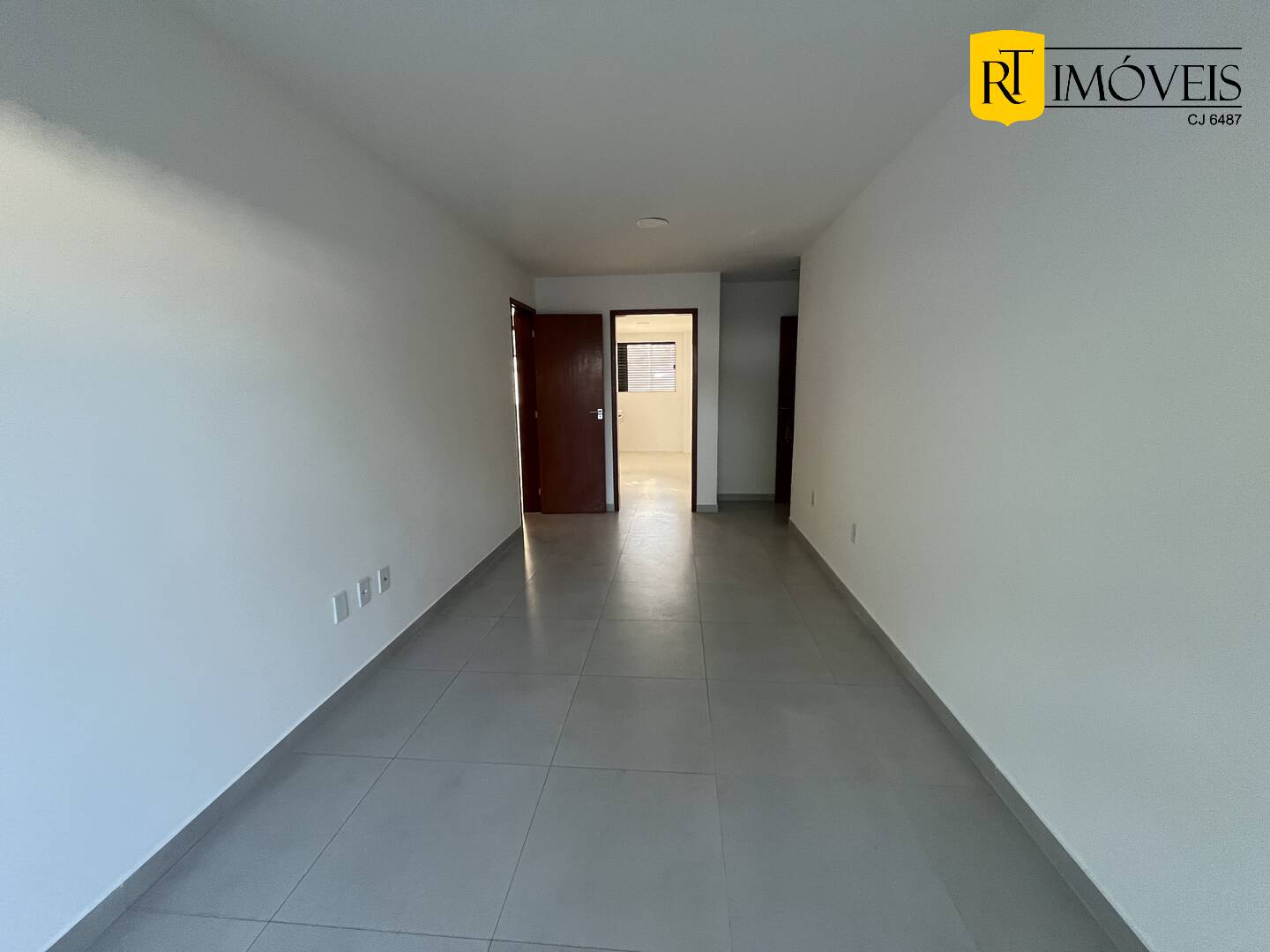 Apartamento para alugar com 2 quartos, 70m² - Foto 5