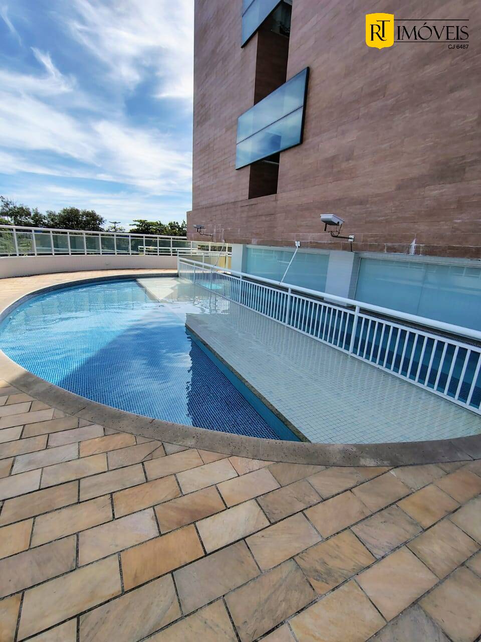 Apartamento à venda e aluguel com 2 quartos, 100m² - Foto 4