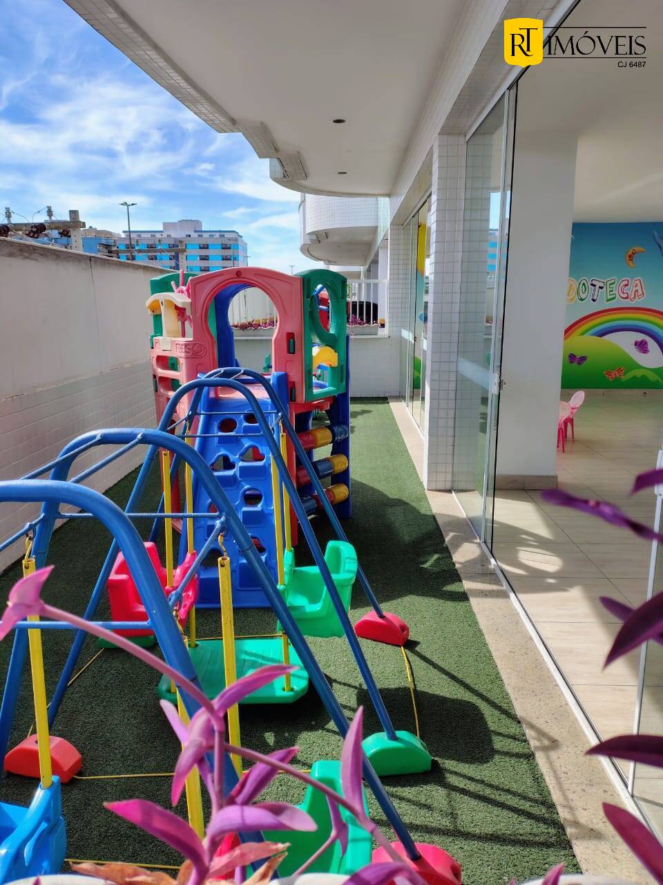Apartamento à venda e aluguel com 2 quartos, 100m² - Foto 9