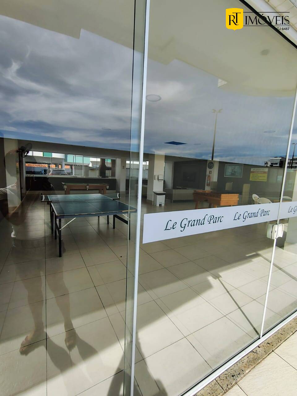 Apartamento à venda e aluguel com 2 quartos, 100m² - Foto 10