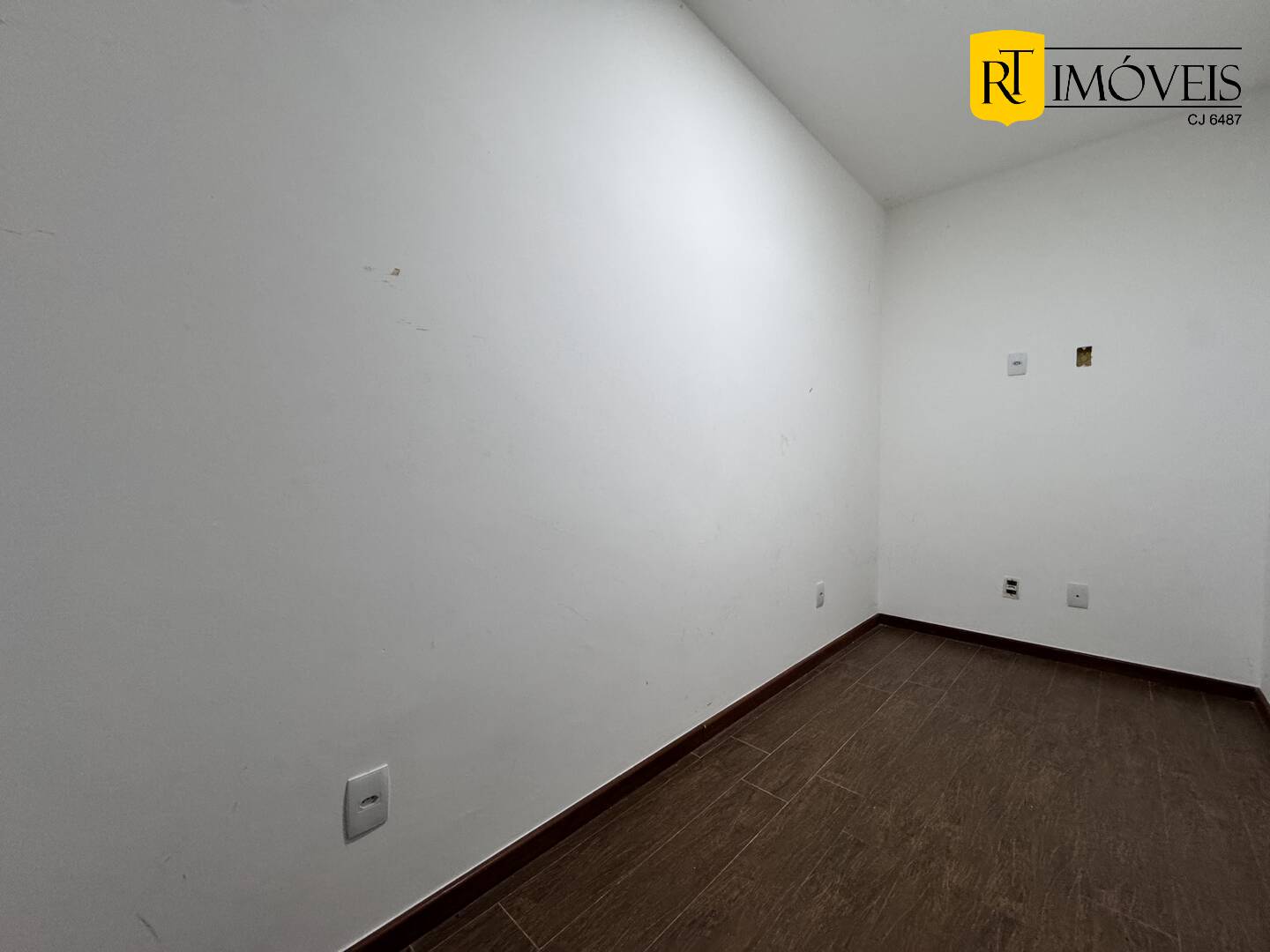 Casa para alugar com 3 quartos, 73m² - Foto 9