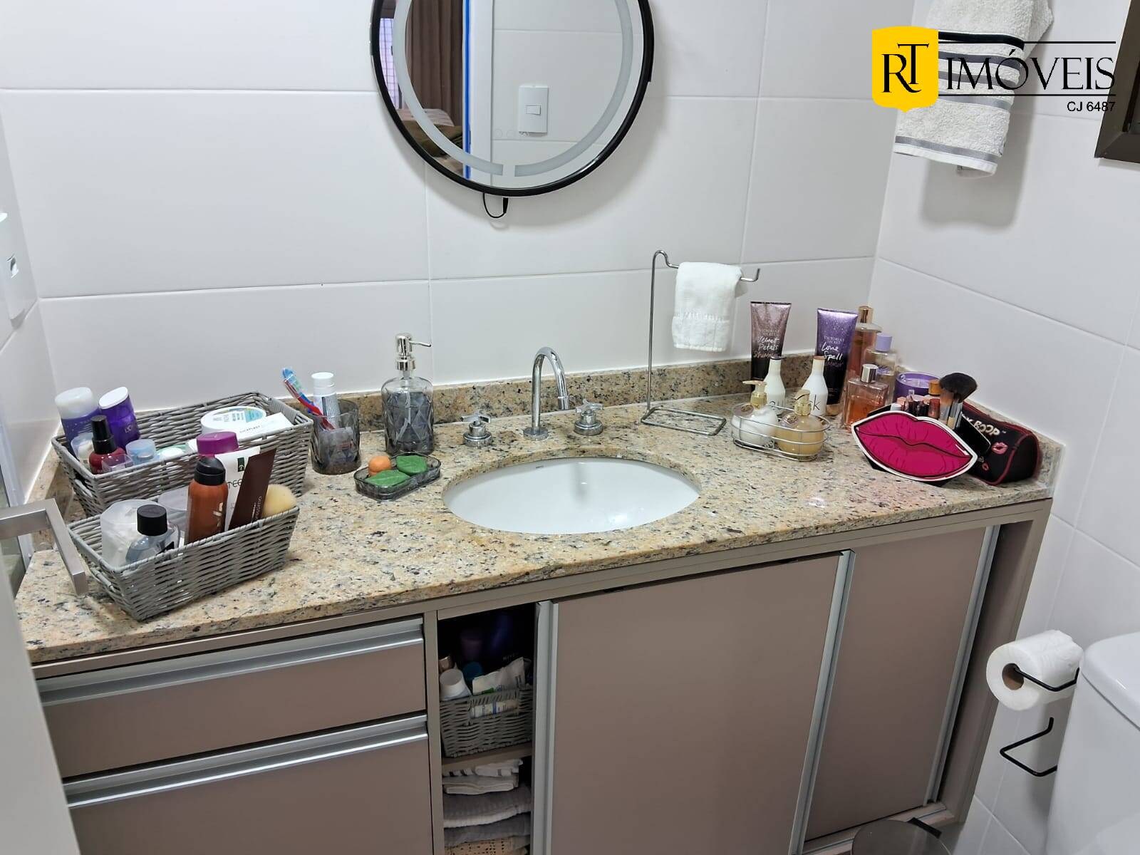 Apartamento à venda com 3 quartos, 157m² - Foto 7