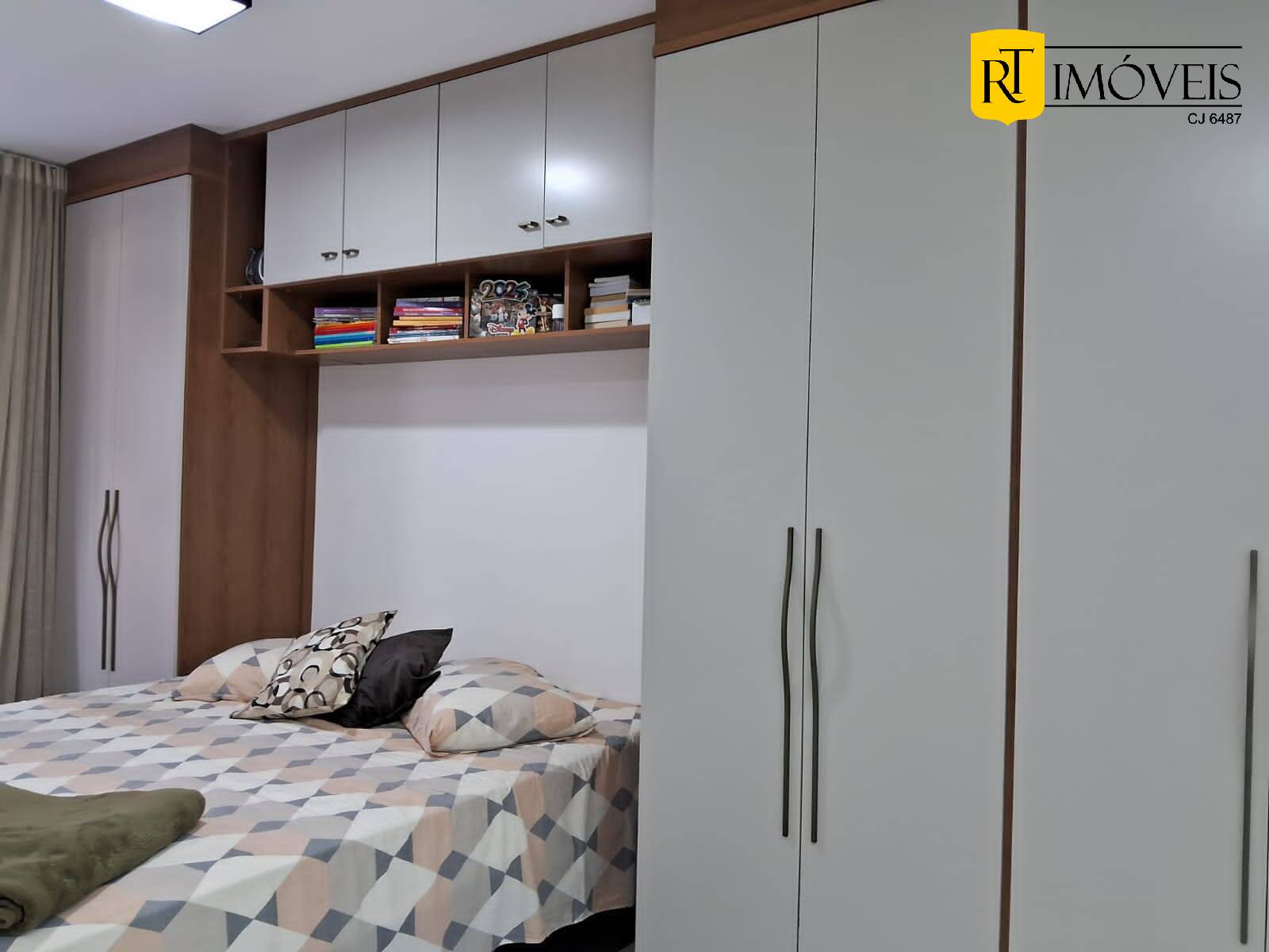 Apartamento à venda com 3 quartos, 157m² - Foto 10