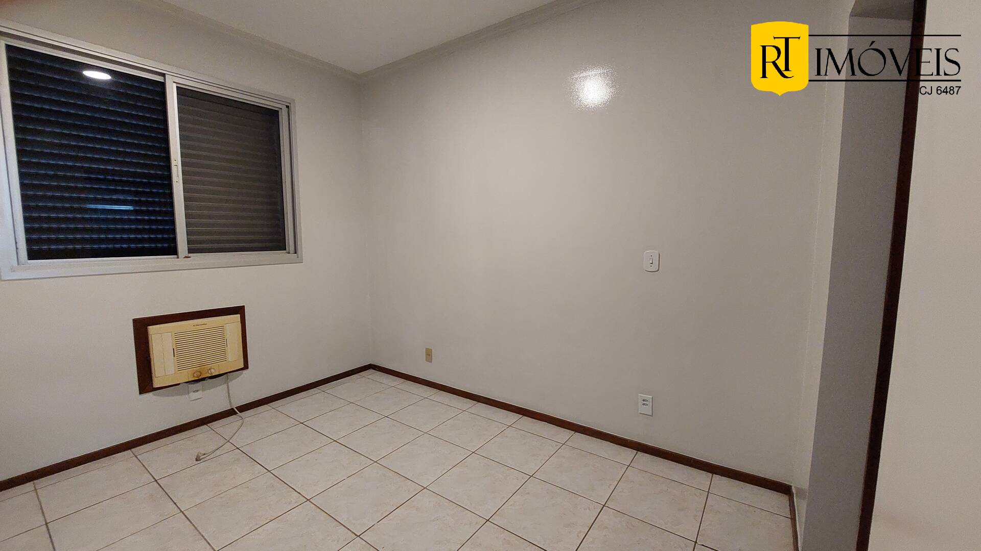 Apartamento à venda com 3 quartos, 151m² - Foto 7