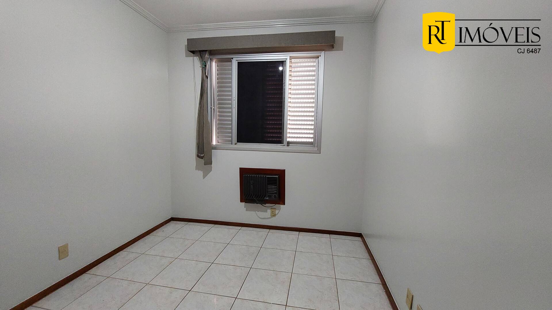 Apartamento à venda com 3 quartos, 151m² - Foto 9