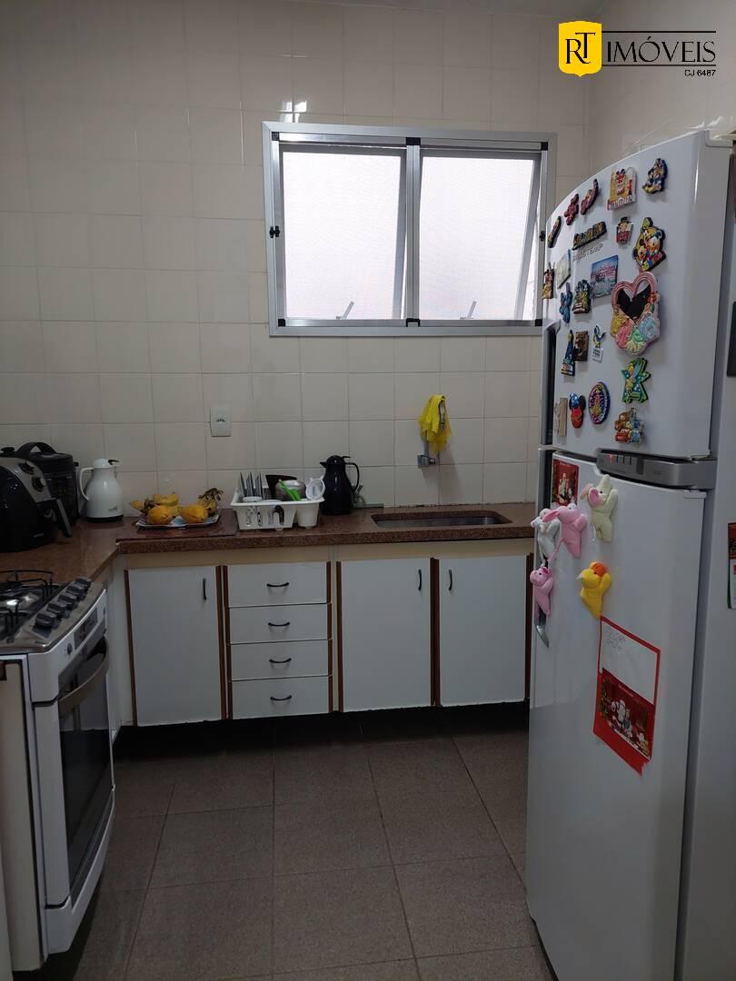 Apartamento à venda com 3 quartos, 151m² - Foto 17