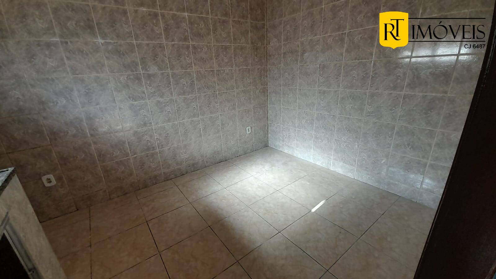 Apartamento para alugar com 1 quarto, 60m² - Foto 11