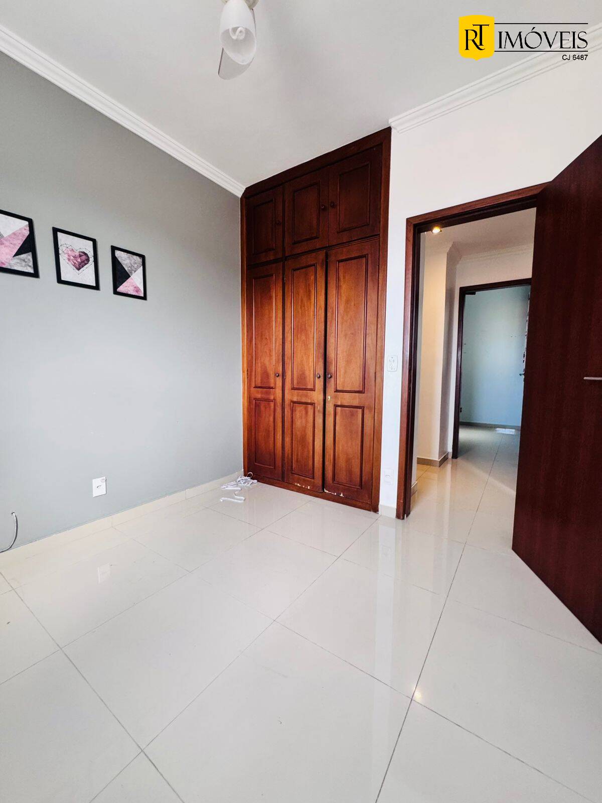 Apartamento para alugar com 3 quartos, 159m² - Foto 11