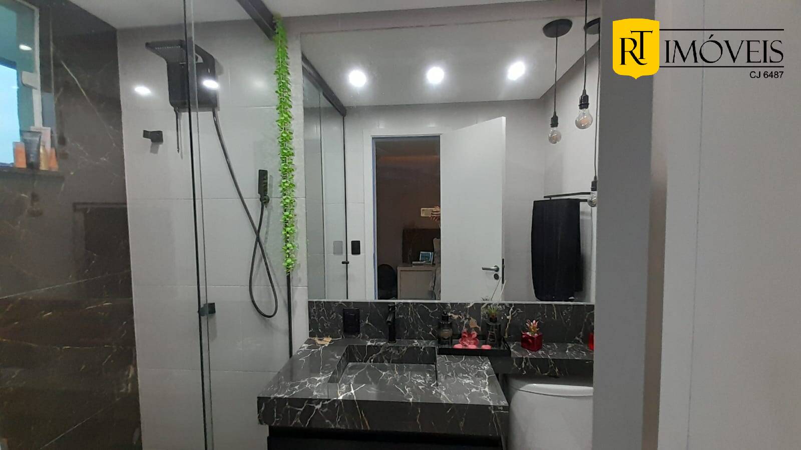 Apartamento à venda com 2 quartos, 150m² - Foto 7