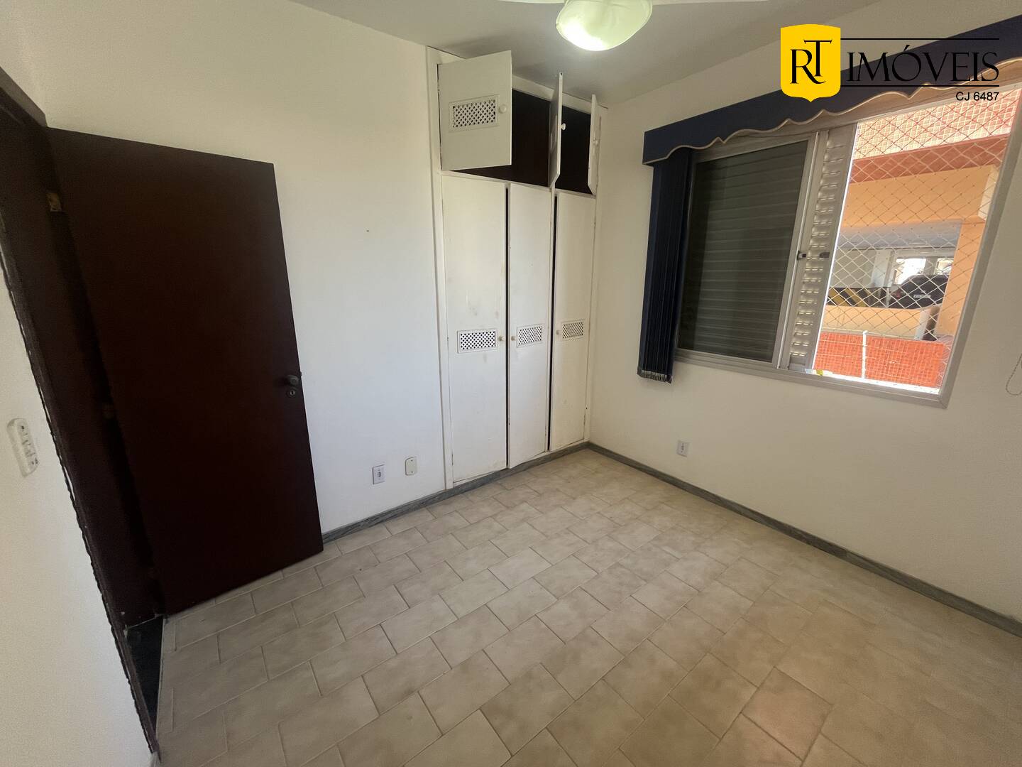 Apartamento para alugar com 3 quartos, 89m² - Foto 11