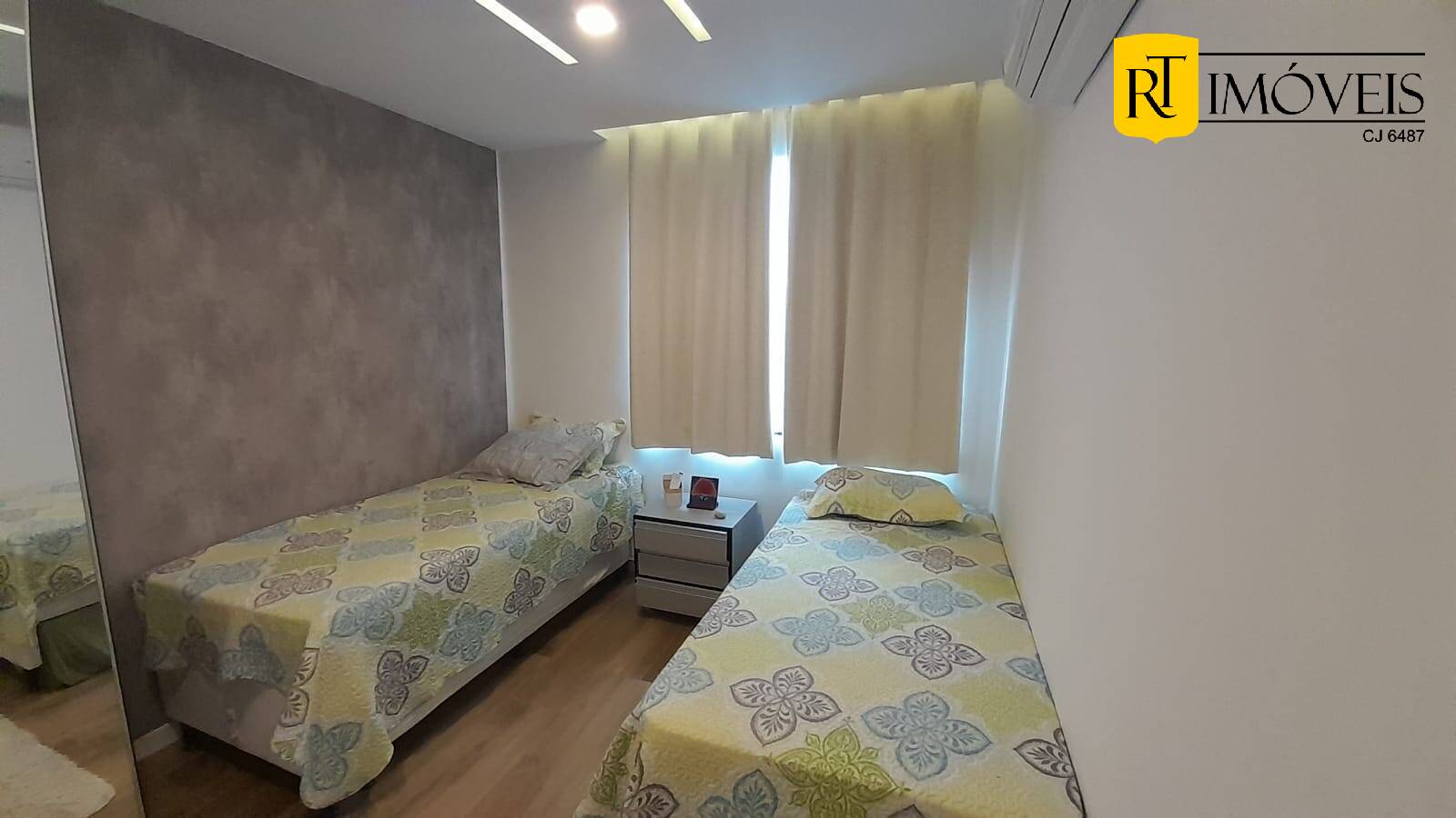 Apartamento à venda com 2 quartos, 78m² - Foto 12