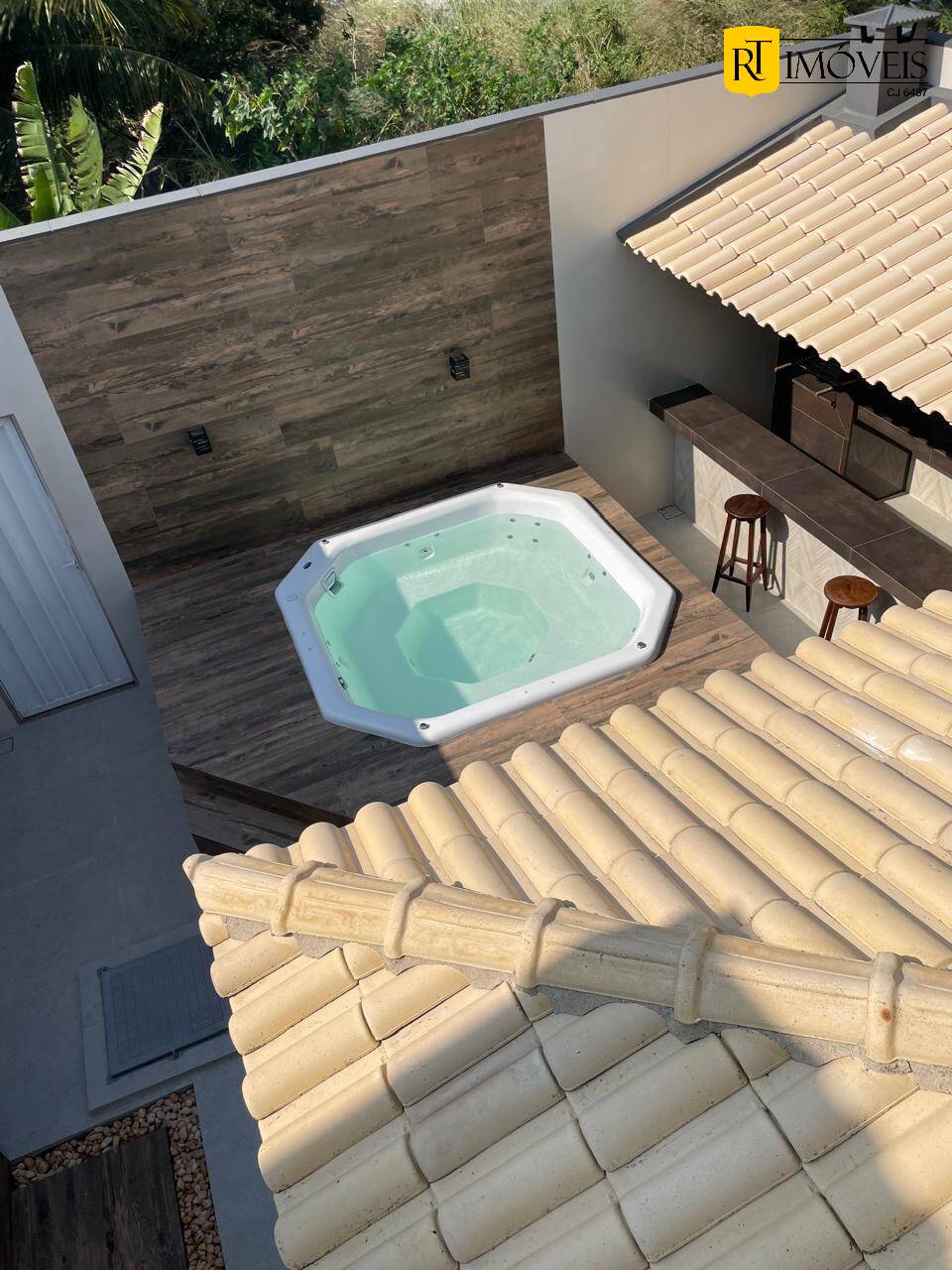 Casa à venda com 5 quartos, 140m² - Foto 18
