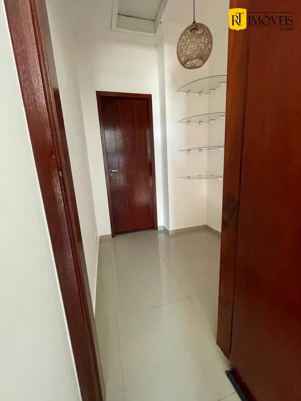 Casa à venda com 5 quartos, 140m² - Foto 35