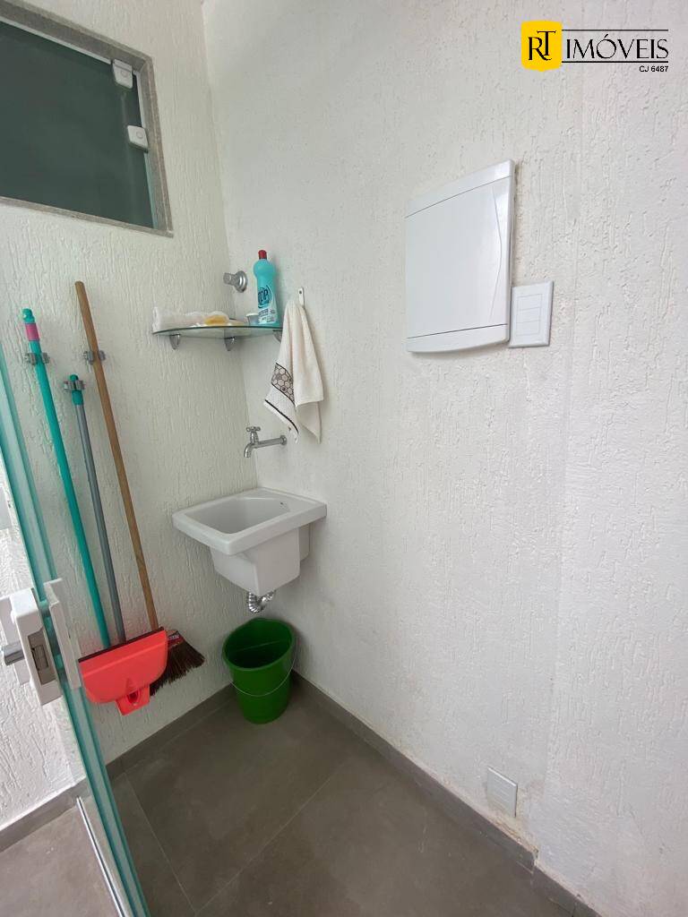 Casa à venda com 5 quartos, 140m² - Foto 52
