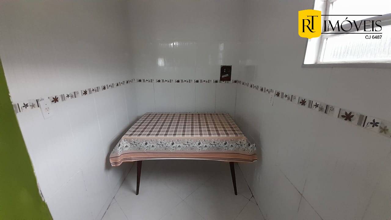 Casa à venda com 2 quartos, 120m² - Foto 7