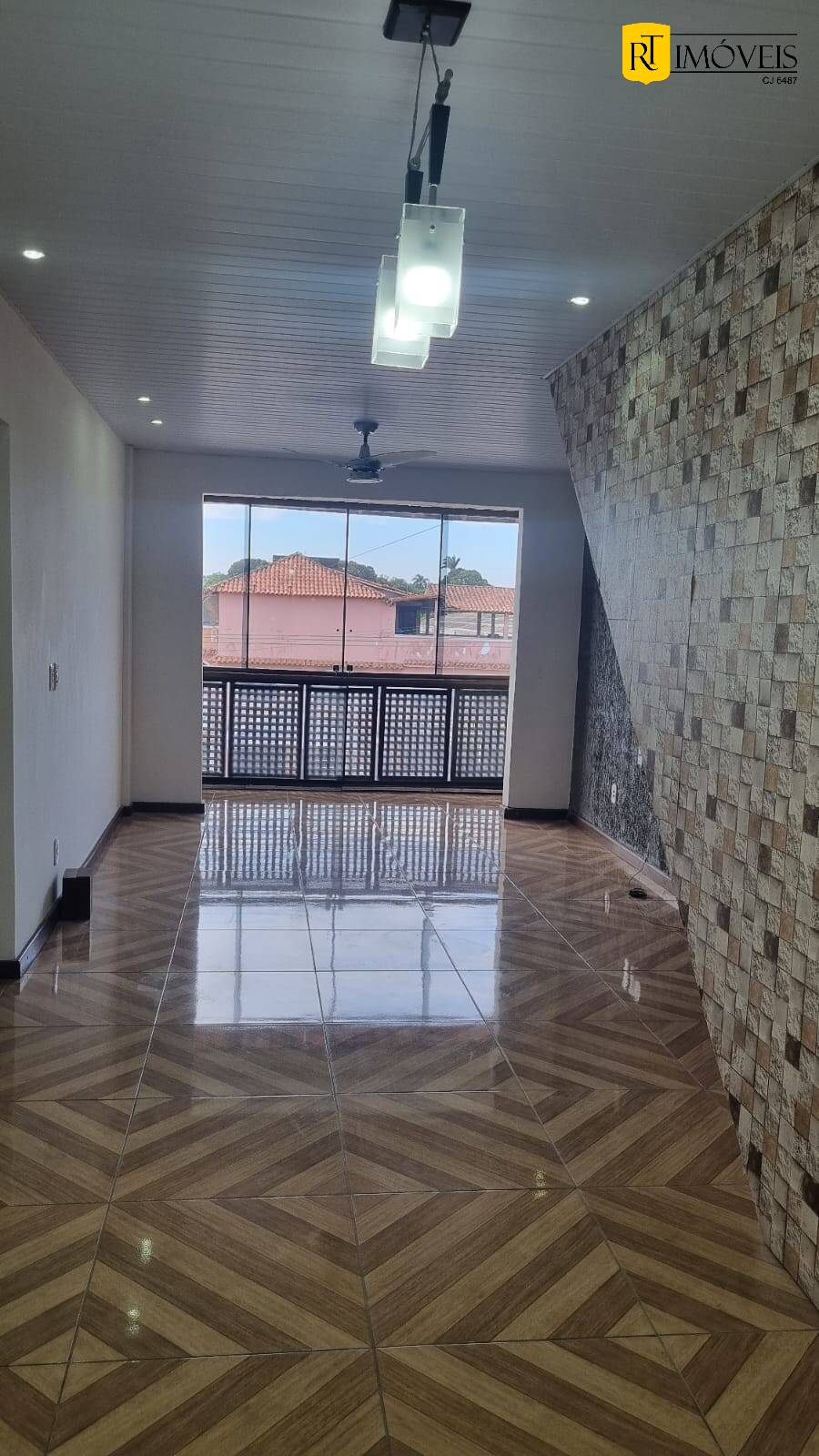 Apartamento à venda com 3 quartos, 217m² - Foto 5