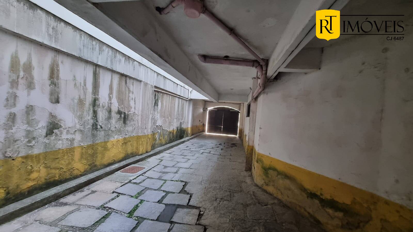 Apartamento à venda com 3 quartos, 217m² - Foto 46